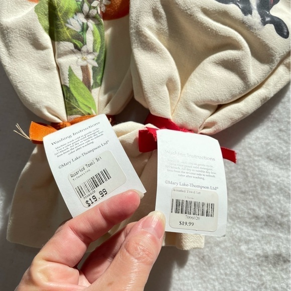 NWT flour sack towel bundle of 4, farm theme 30”X 30” kitchen towel Hostess Gift - Picture 5 of 5